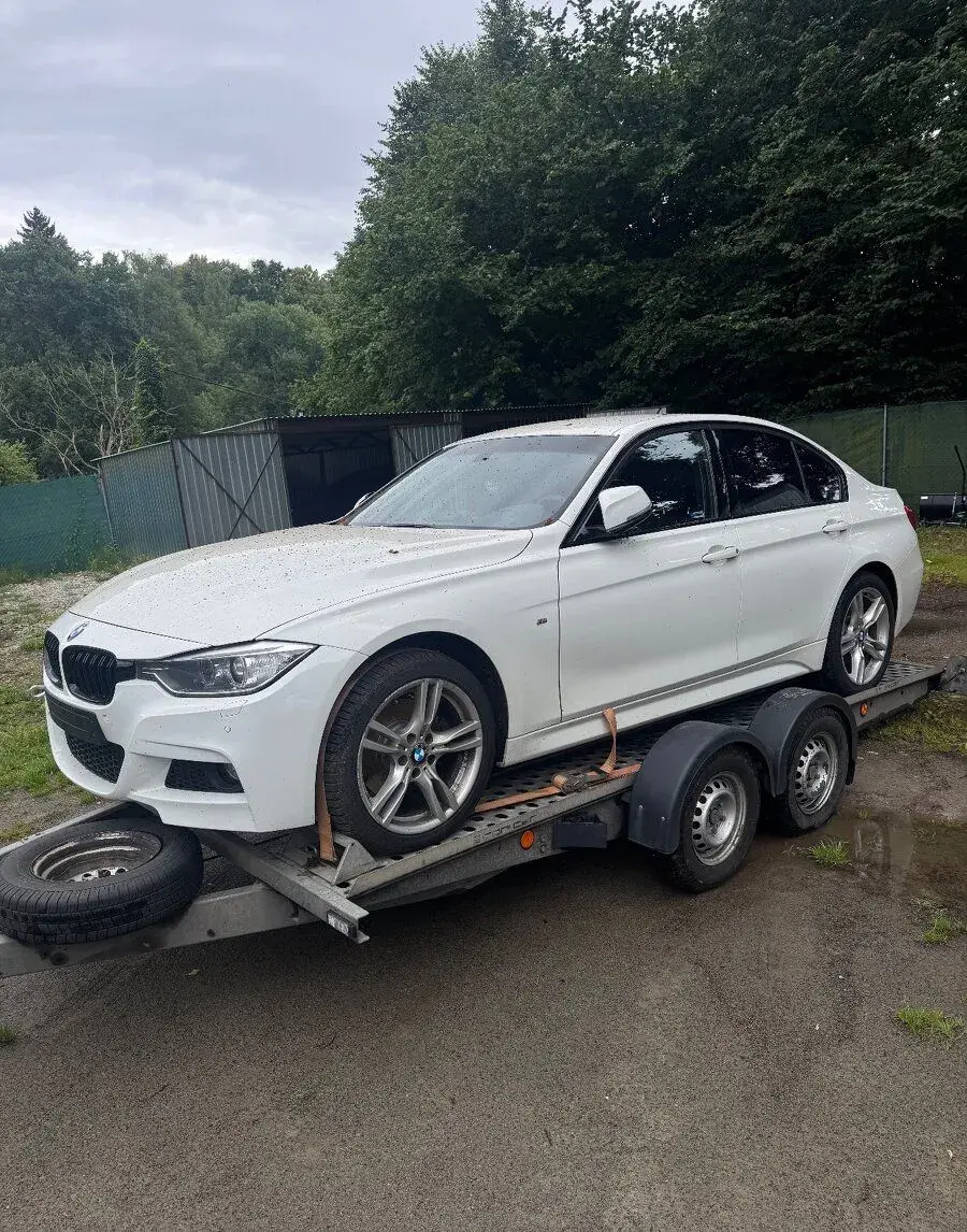 BMW f30