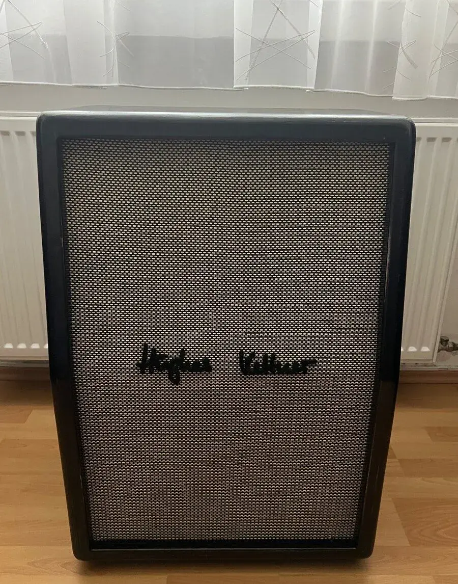 Kytarový box 2x12