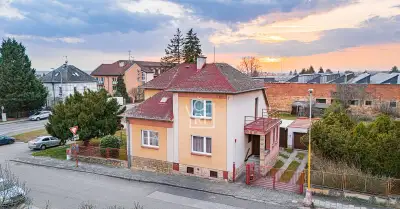 Prodej rodinného domu v obci Hořice, pozemek 1046m2
