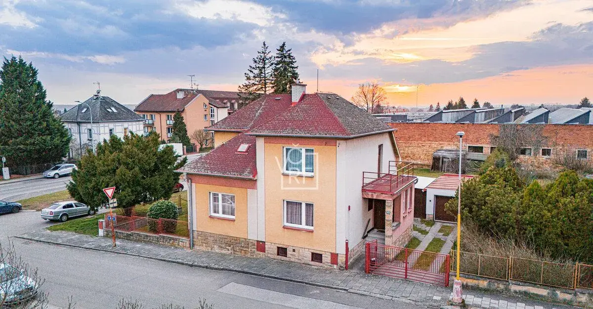 Prodej rodinného domu v obci Hořice, pozemek 1046m2