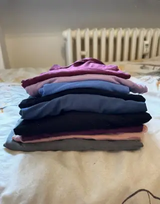 Dva pytle oblečení