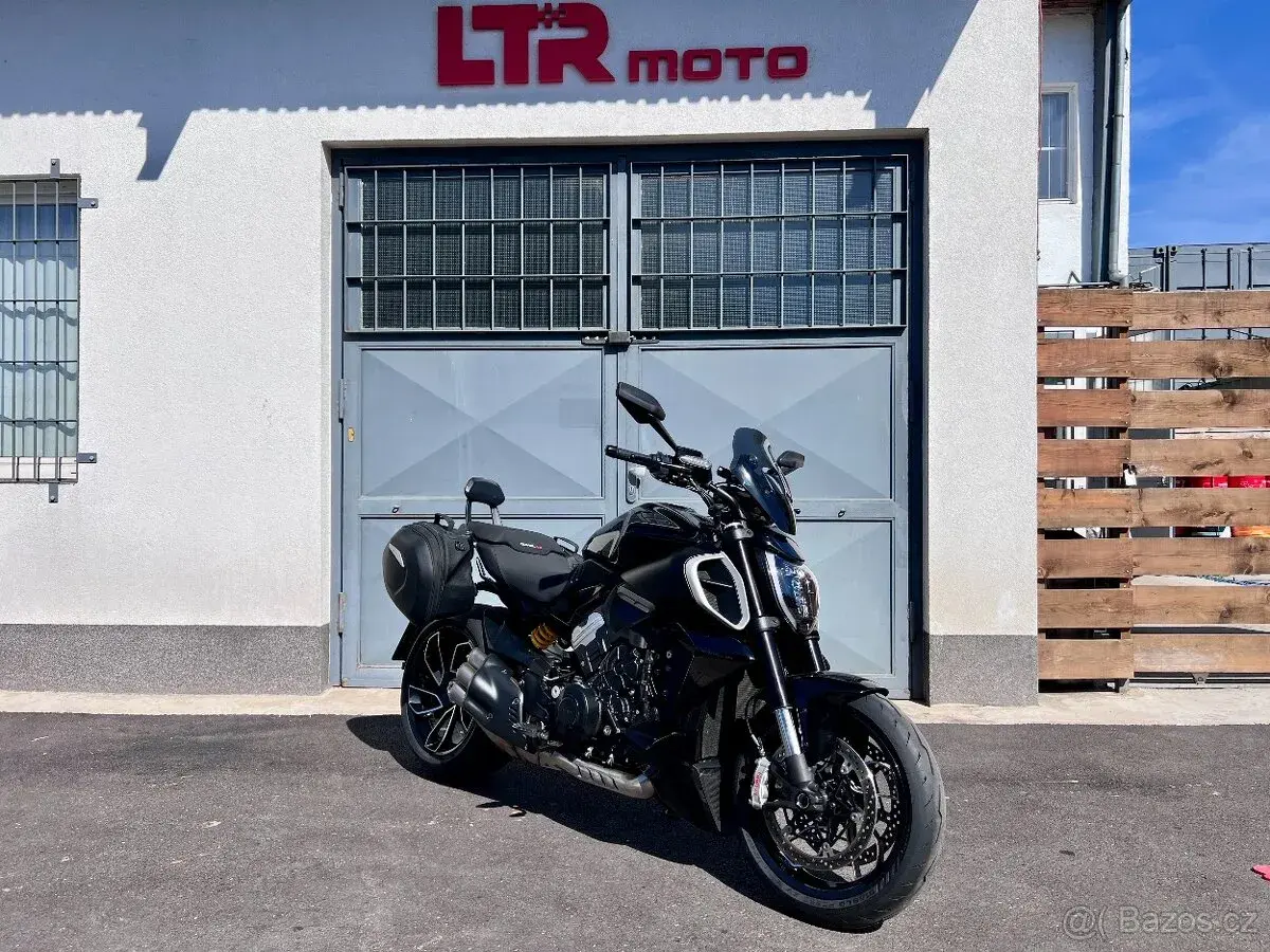 Ducati Diavel V4, možnost splátek a protiúčtu