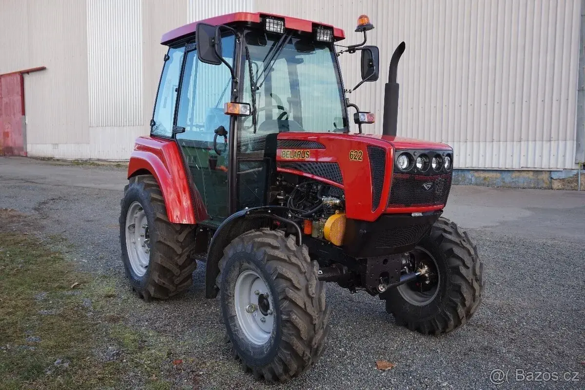 traktor Bělorus 622