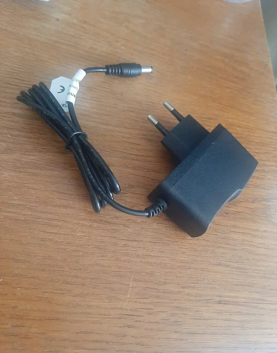 Nabíječka 5V/2A/5.5 ABCV