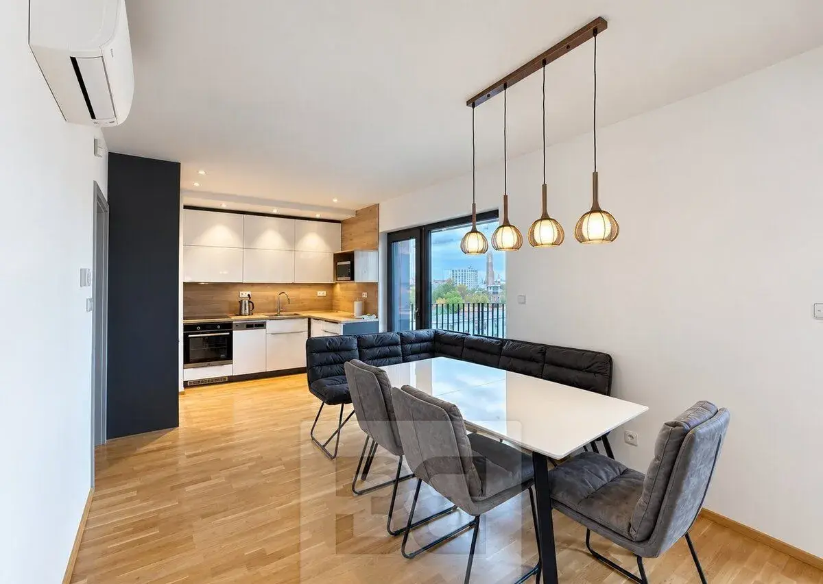 Pronájem bytu 3+kk 85 m², Plzeň - Východní Předměstí