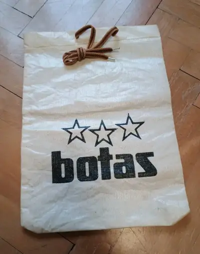 Botas pytel na boty