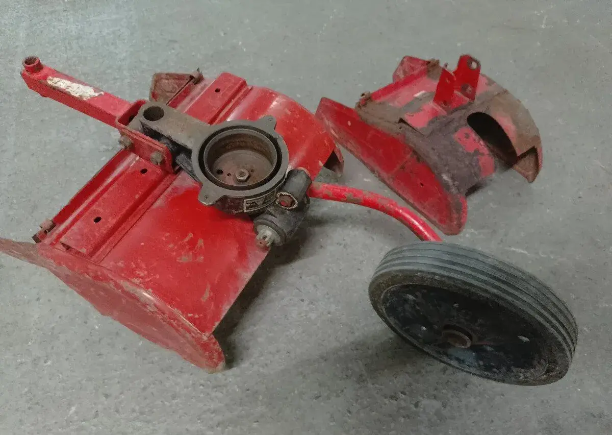 Vari rotační kypřící plečka, okopávačka APL-348