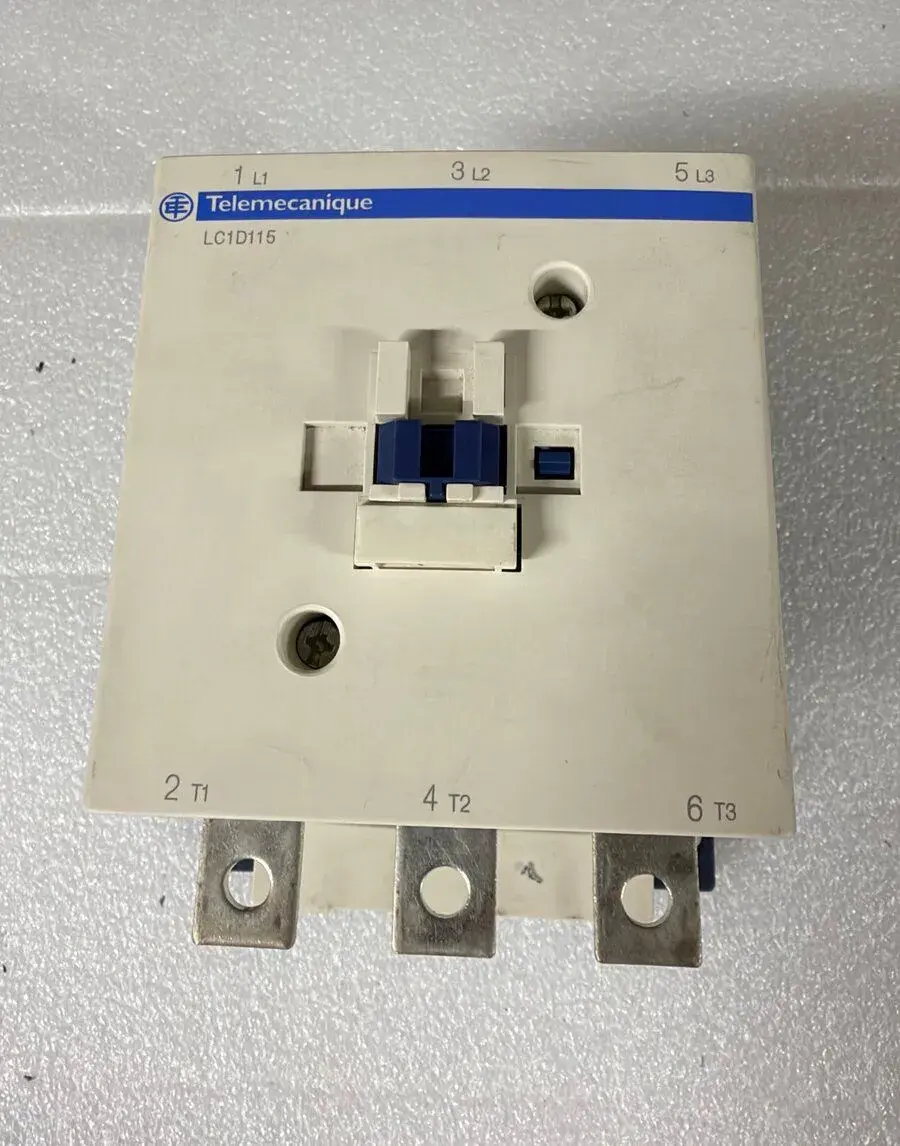 Výkonový stykač SchneiderTelemecanique LC1D115 + svorky