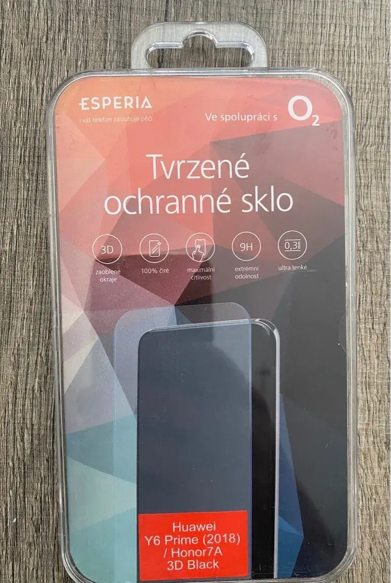 tvrzené sklo