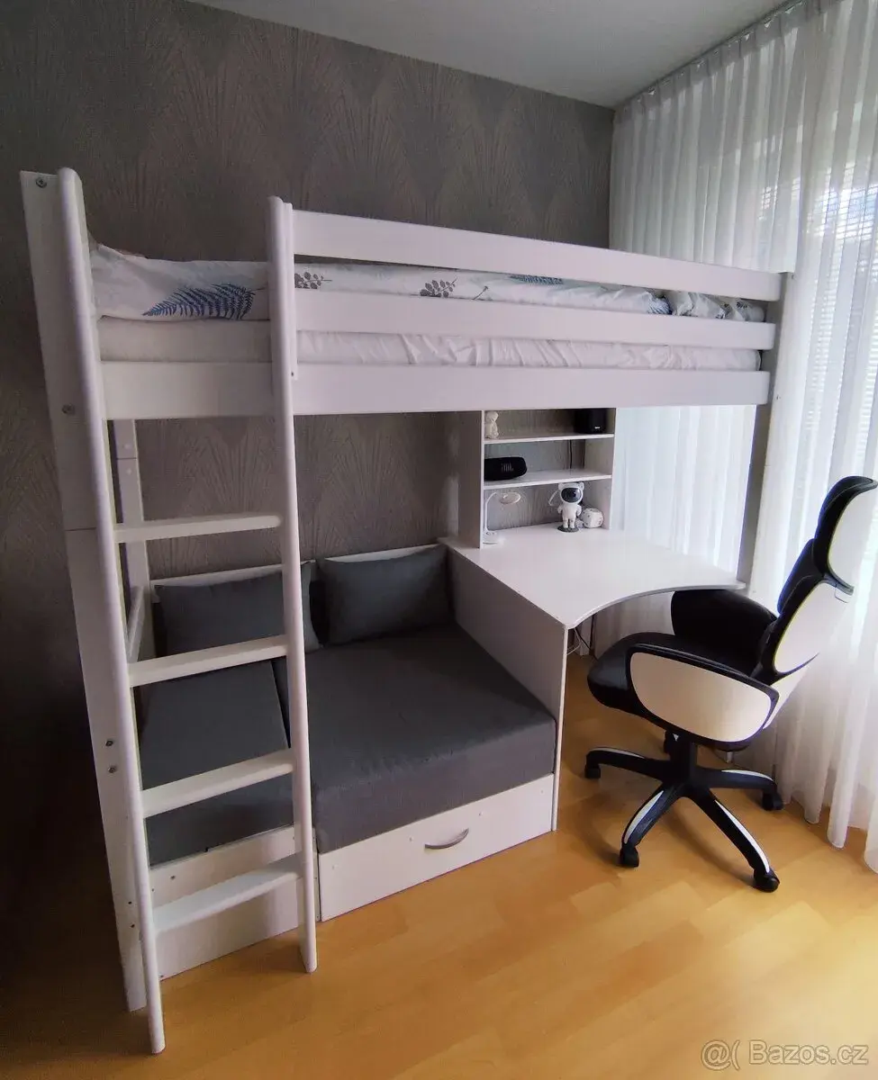 Dětská dvoupatrová postel