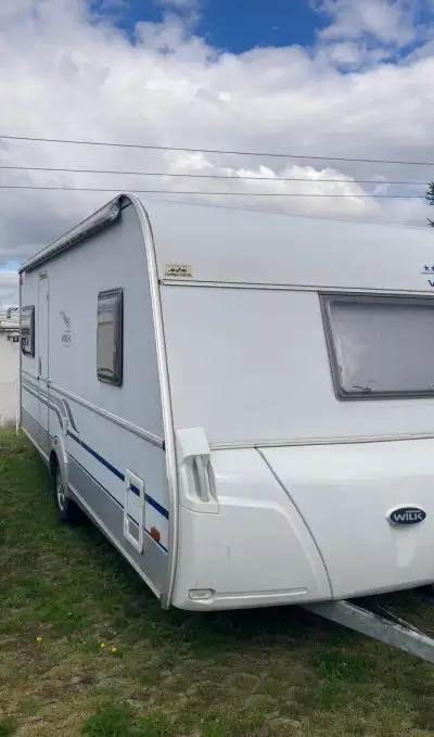 Wilk 490 S3 2010, MOVER, MARKÝZA