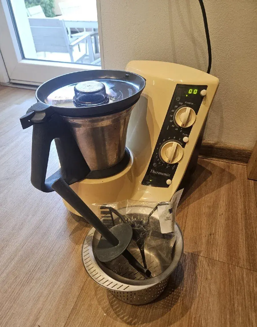 Thermomix TM21 včetně příslušenství