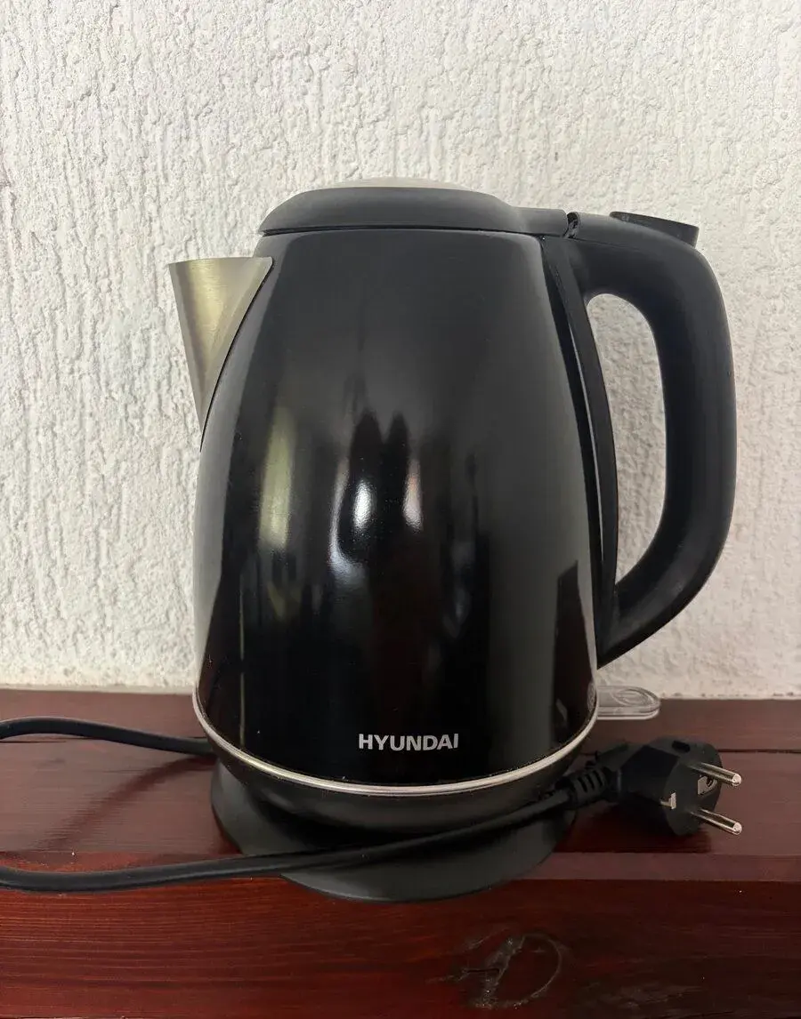 Samovarná konev HYUNDAI