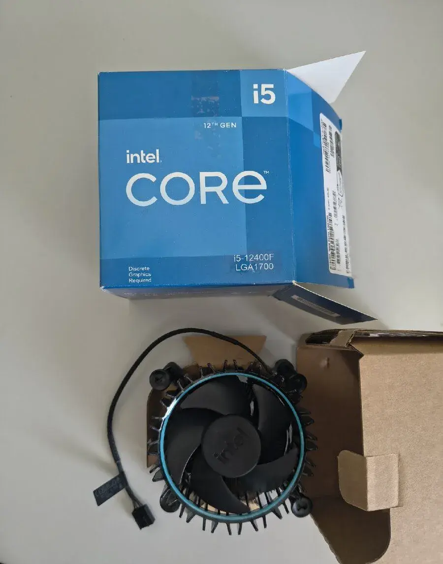Box chladič Intel. Laminar RM1, LGA 1700