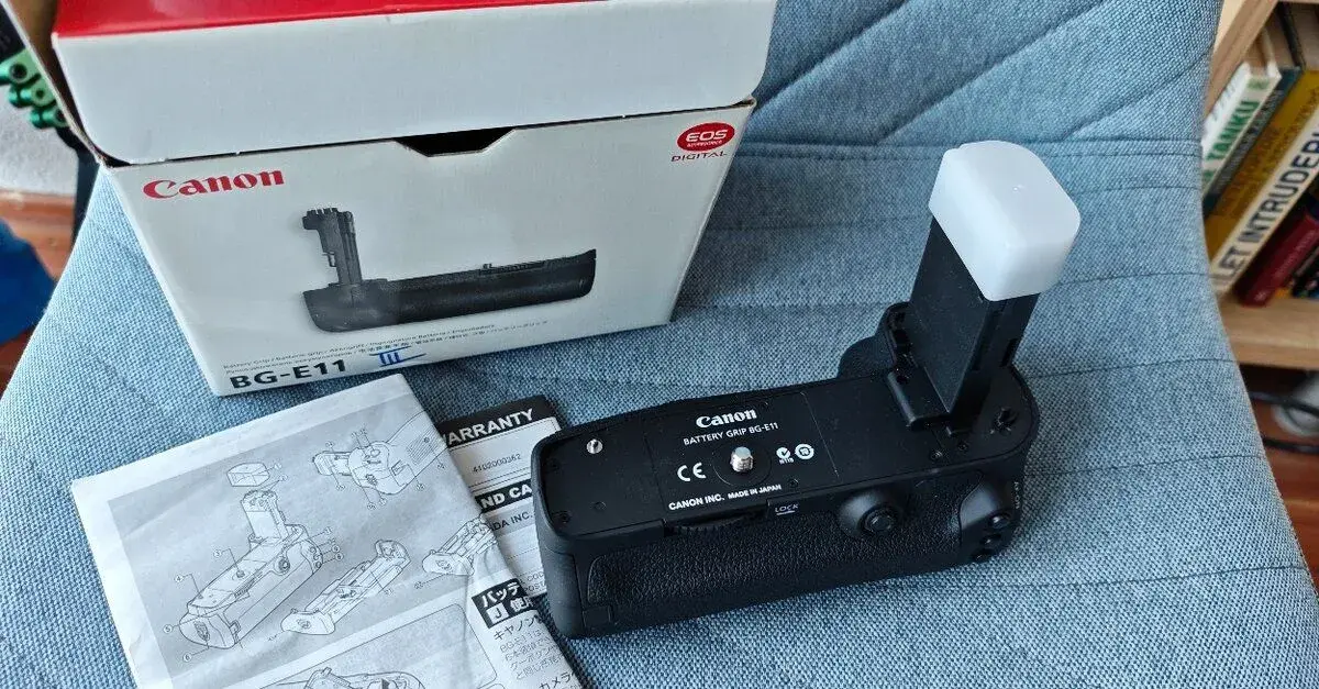 Canon 5D Mark 3 - battery pack nový