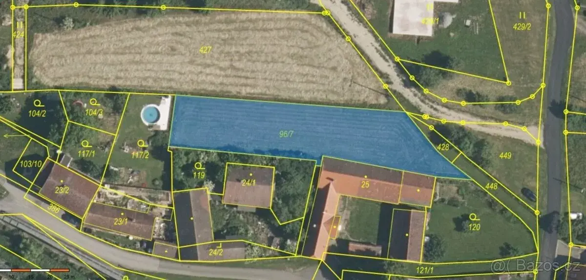 Exkluzivně prodej slunného stavebního pozemku 968 m2 v Dolní
