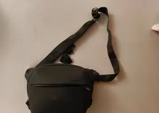 Peak Design Everyday Sling 3L black