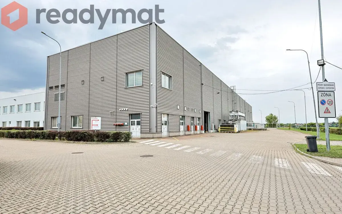 Pronájem haly 1 200m2, Hodonín