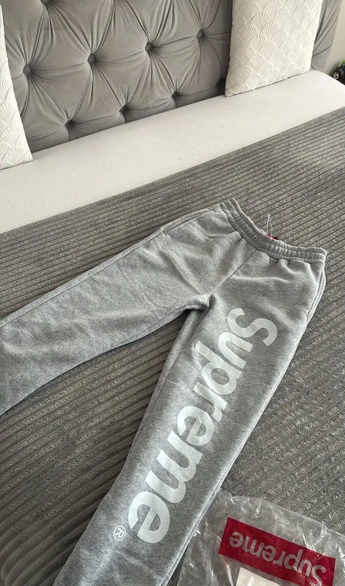 Supreme Tepláky