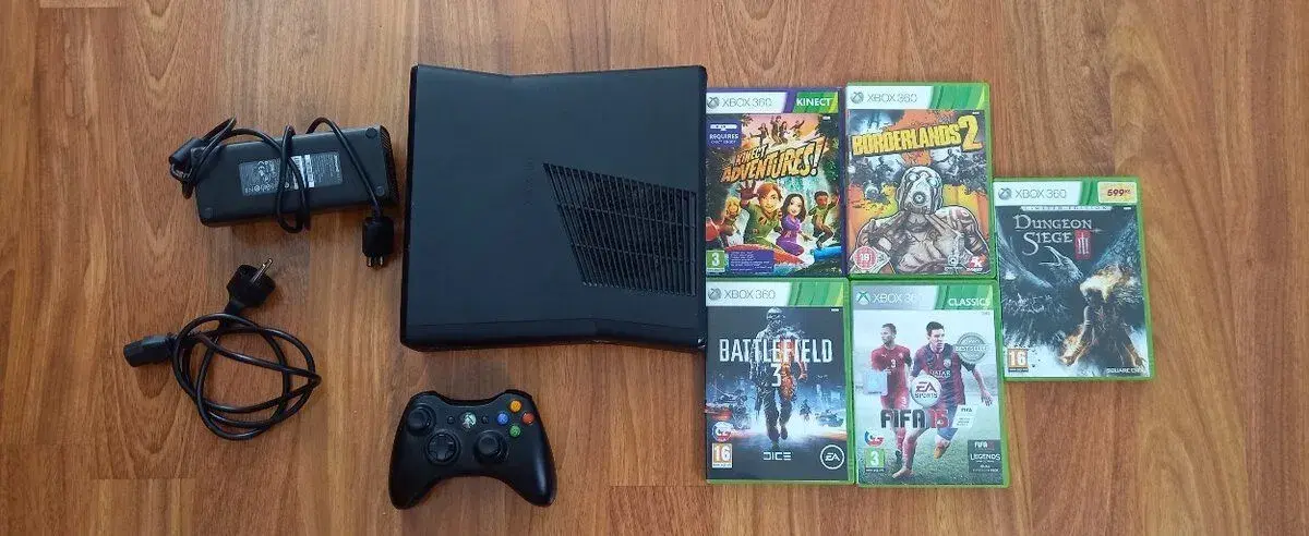 XBOX 360 s 250GB