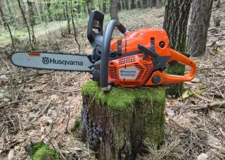 Motorová pila Husqqvarna 555
