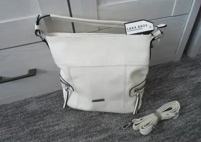 Bílá taška kabelka přes rameno i crossbody