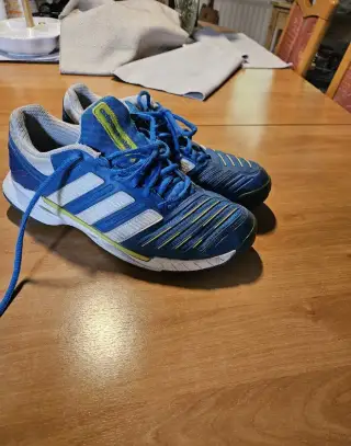 Adidas Power stabil vel. 9 275mm velmi dobrý stav