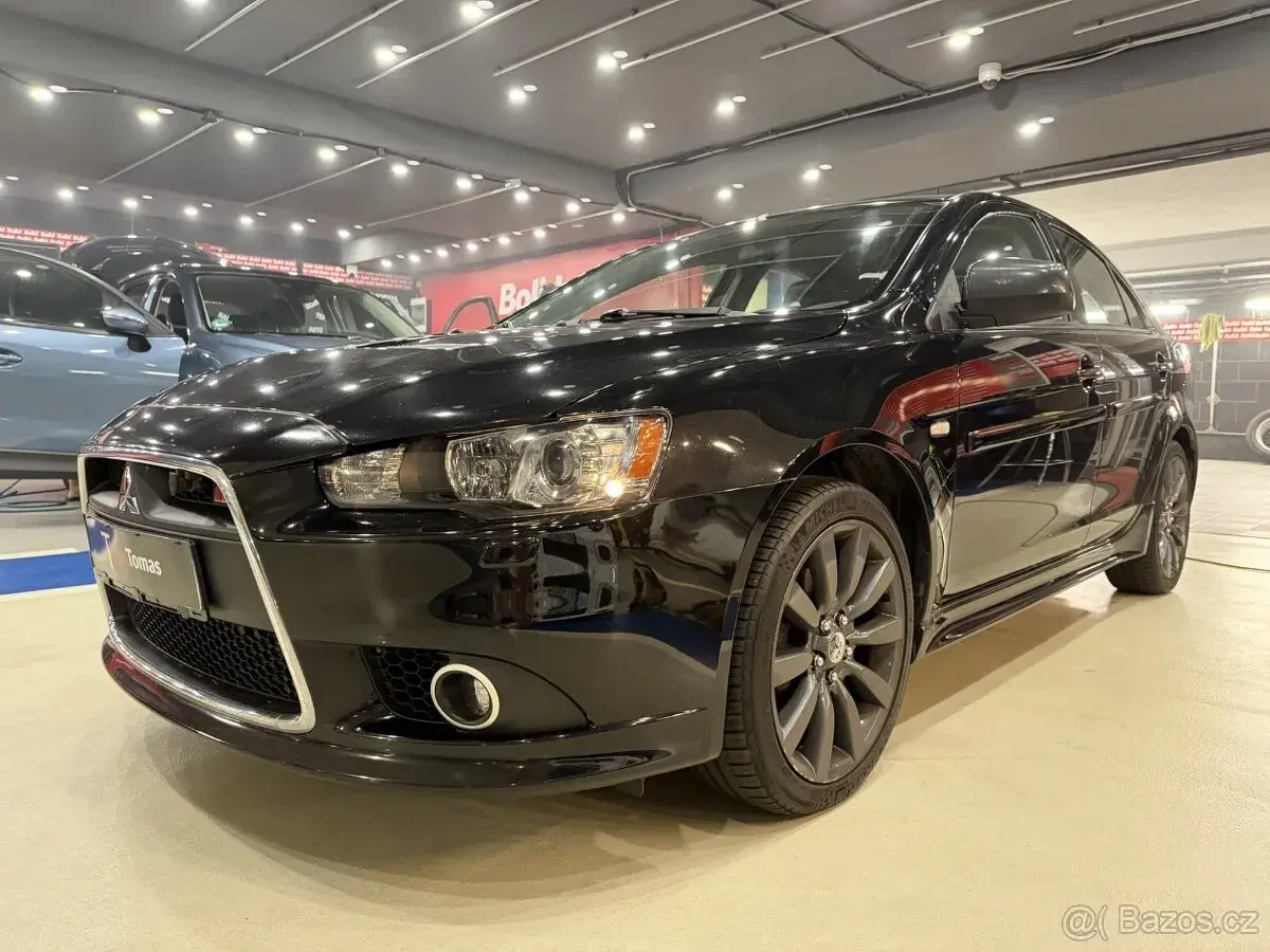 Mitsubishi Lancer – 160 642 km