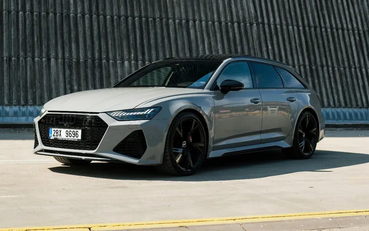 Audi RS6