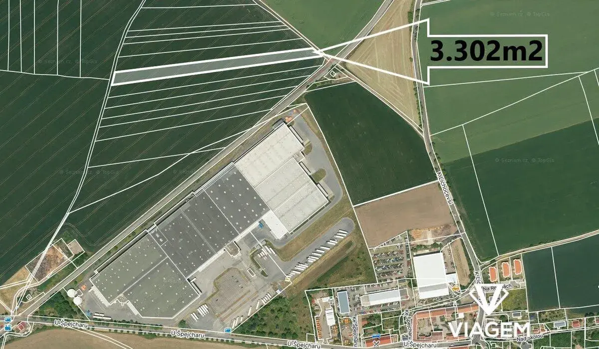 Pole 6 603 m², Podíl 50 % o výměře 3 302 m²