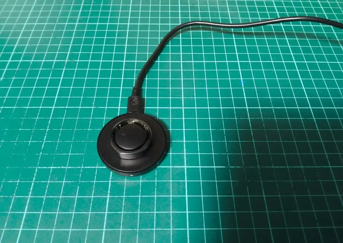 Nabíječka na oura ring 3 vel. 13