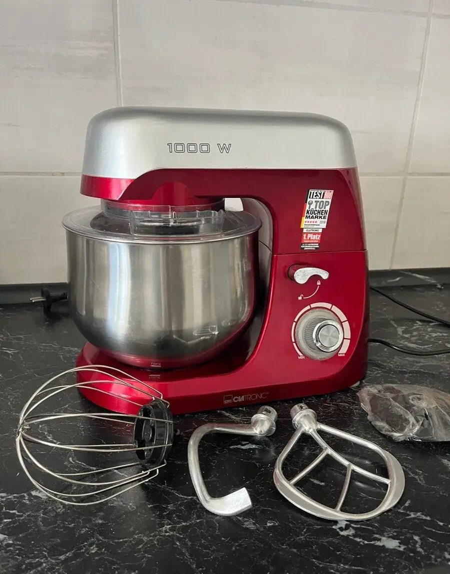 Kuchyňský robot Clatronic 1000W
