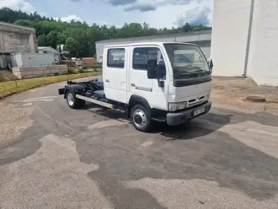 Nissan Cabstar – 2002