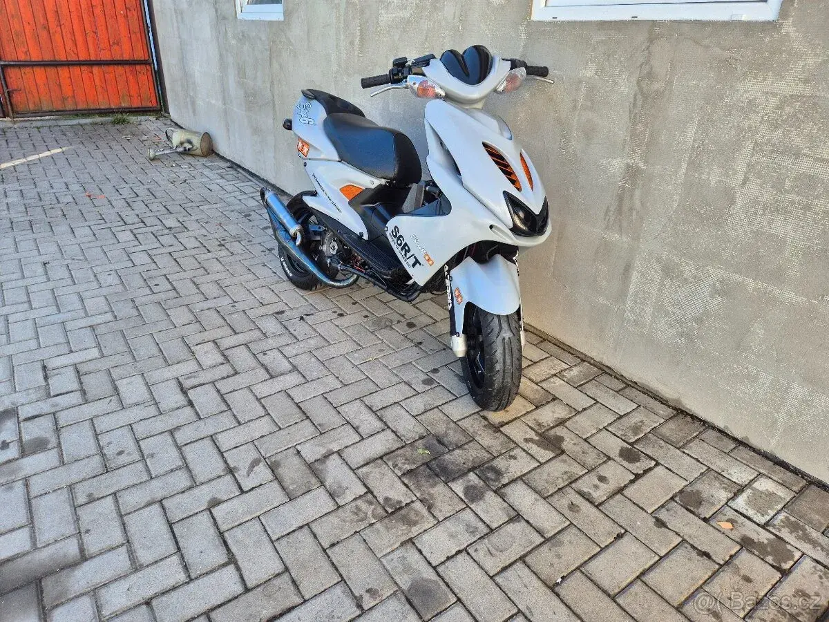 Yamaha aerox 50ccm (70cc) Top Stav