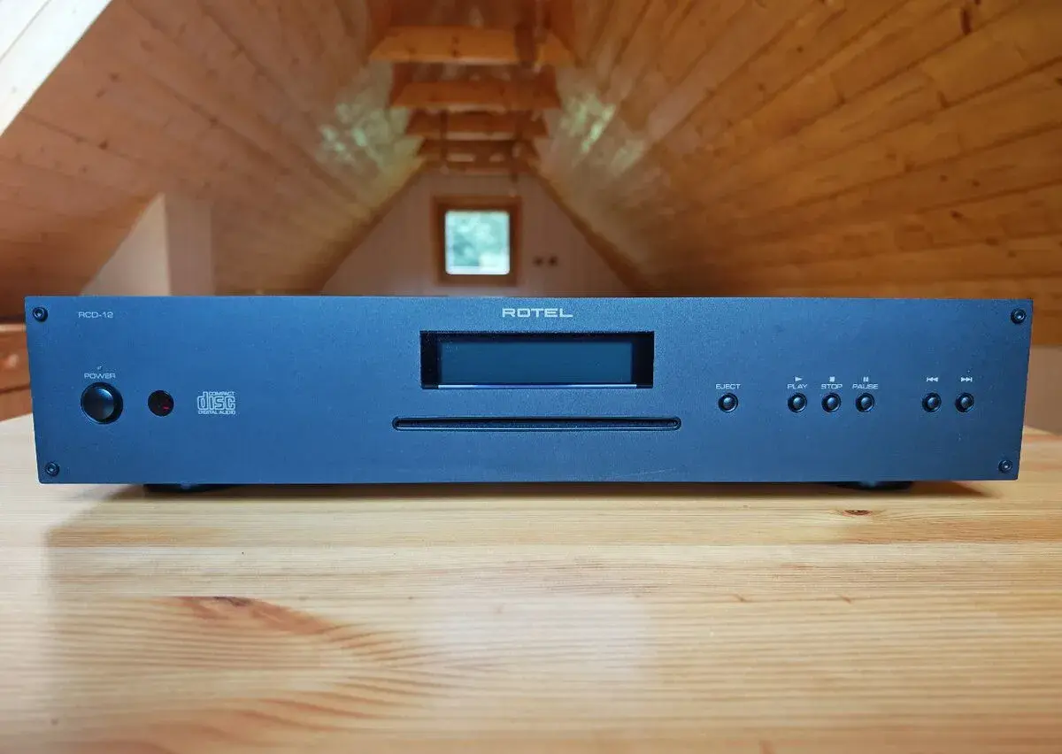 Rotel RCD-12