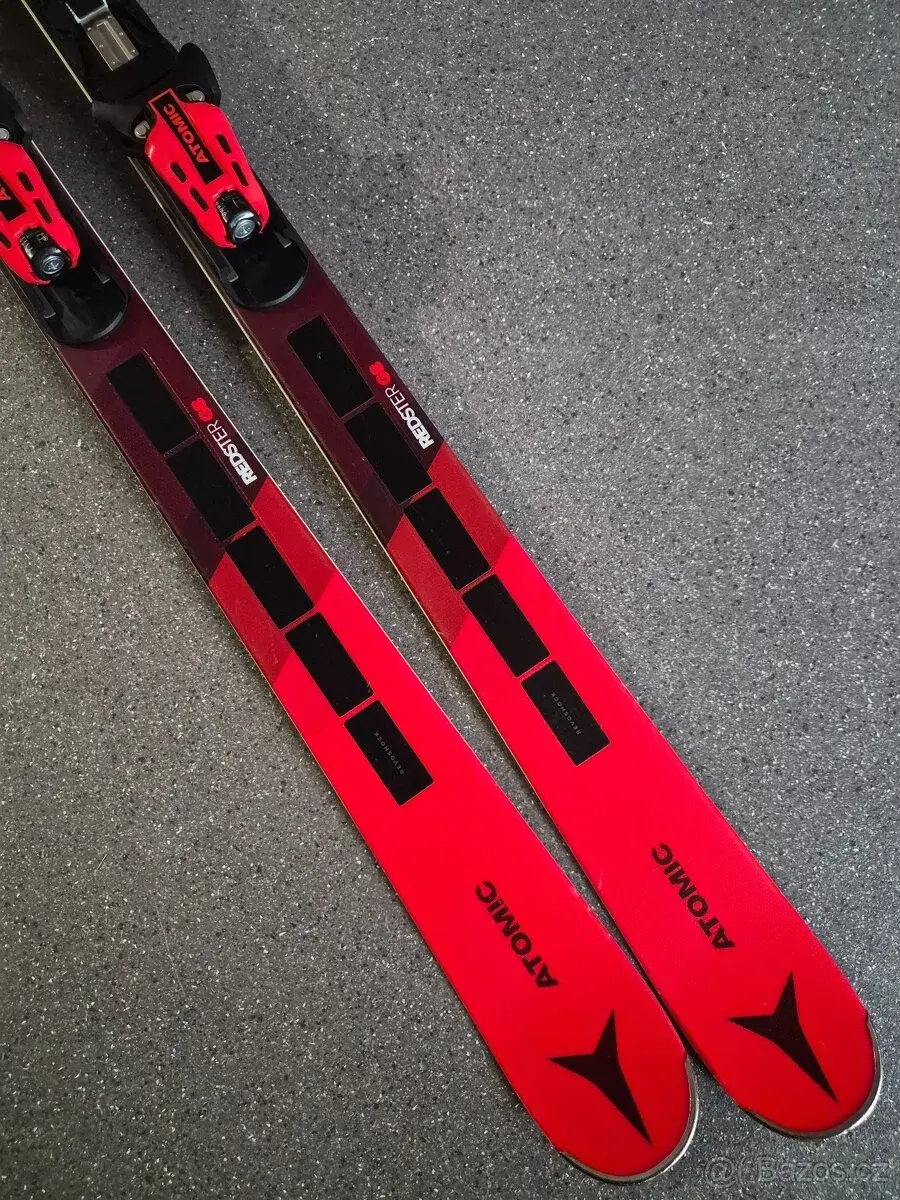 SJEZD. CARV. LYŽE ATOMIC REDSTER G8 - 168 CM