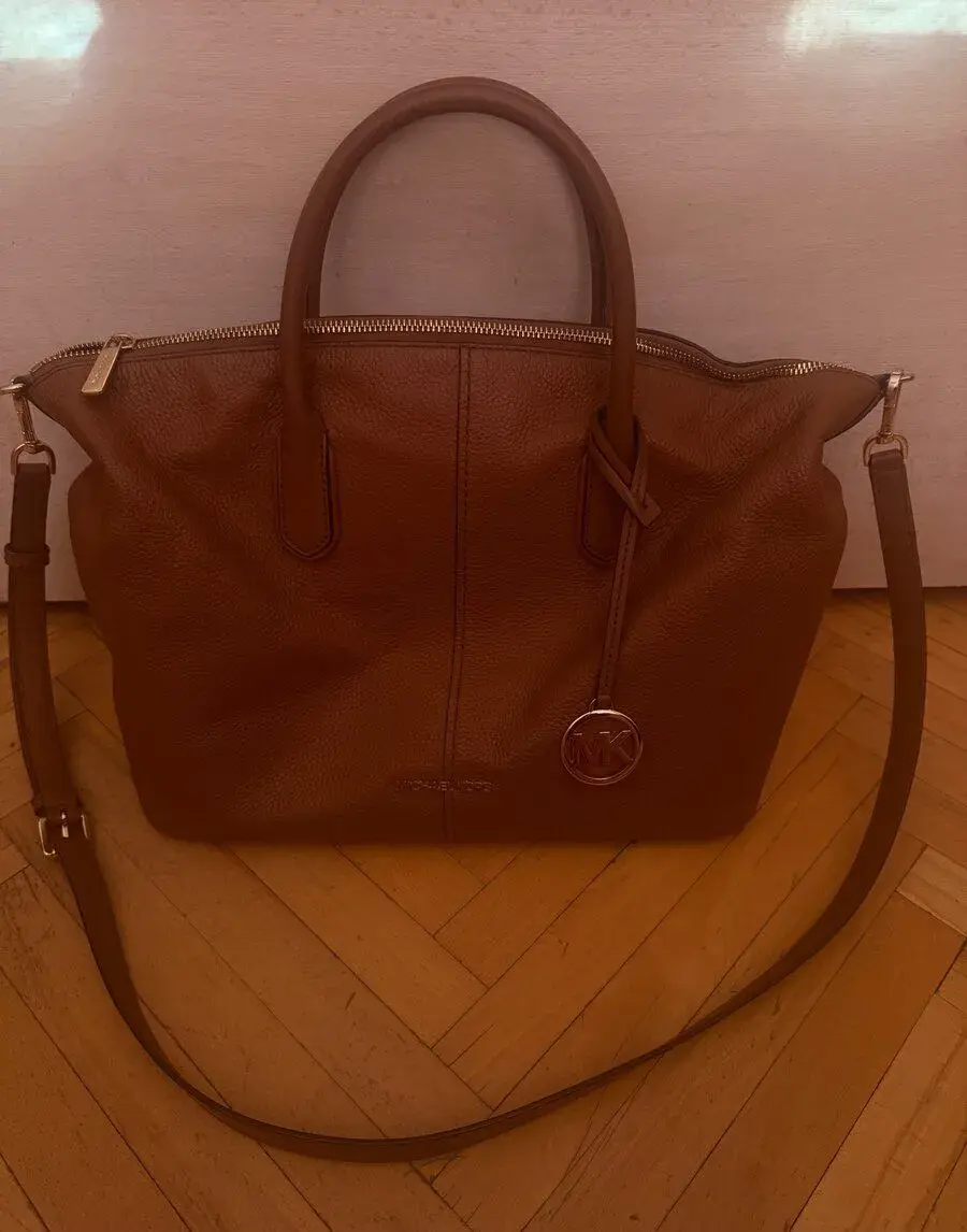 Kožená kabelka Michael Kors