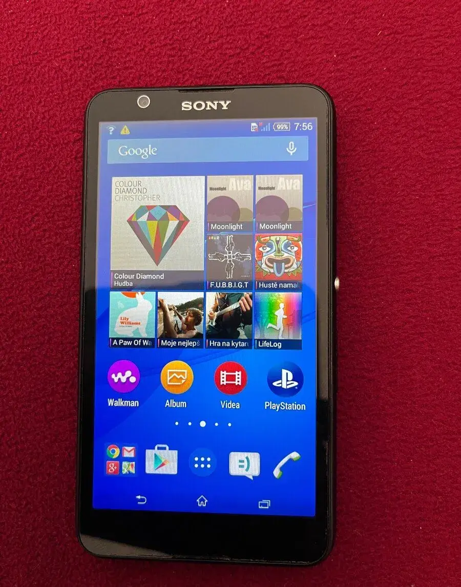 Telefon Sony Xperia E4