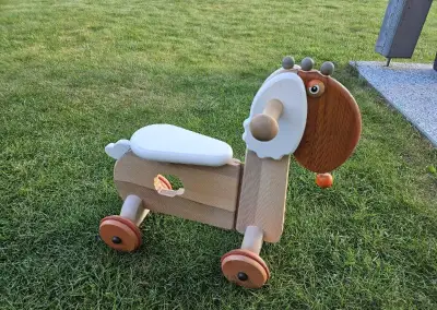 Dětské dřevěné odrážedlo Ovečka Molly