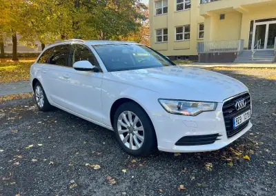 Audi A6 – 2012, 303 800 km