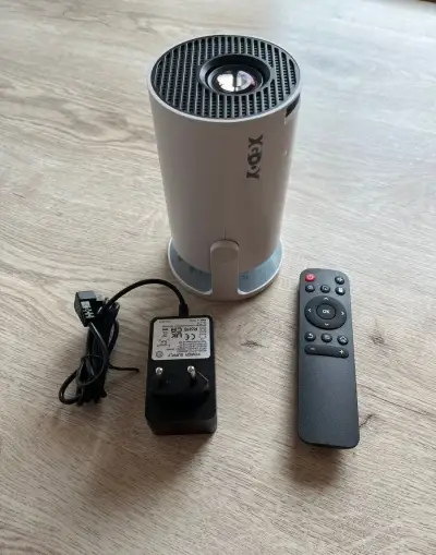 PROJEKTOR XGODY