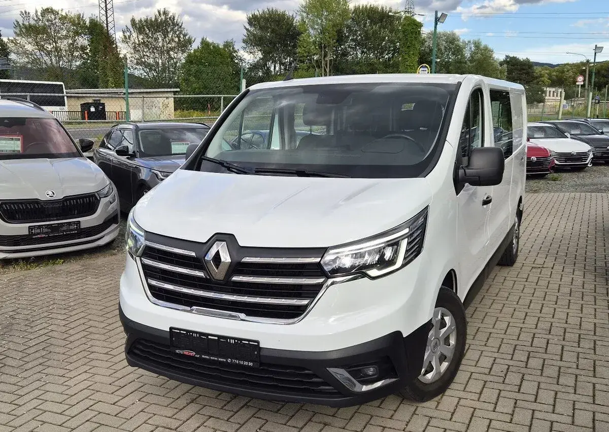 Renault Trafic – 2023, 135 311 km