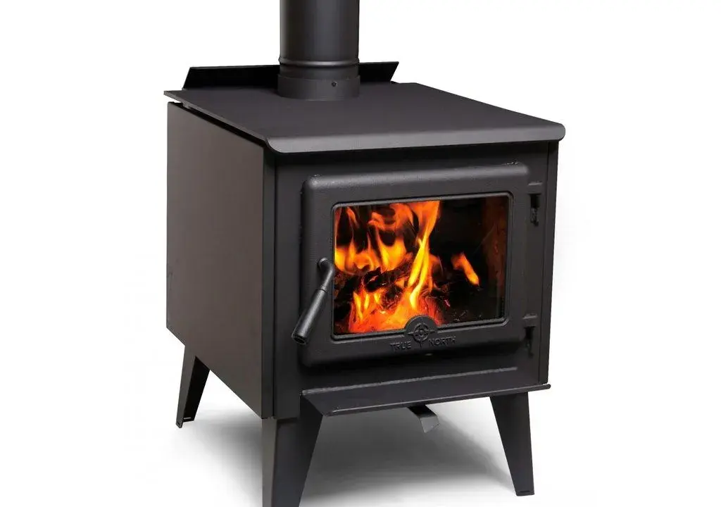 Kanadská Pacific Energy TRUE NORTH 16 kw doba hoření 8h