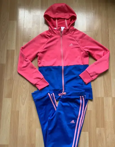 Teplakova souprava,mikina,bunda,teplaky-kalhoty Adidas 164cm