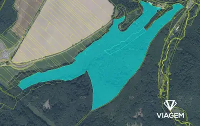Les 175 603 m², Podíl 11 % o výměře 20 048 m²