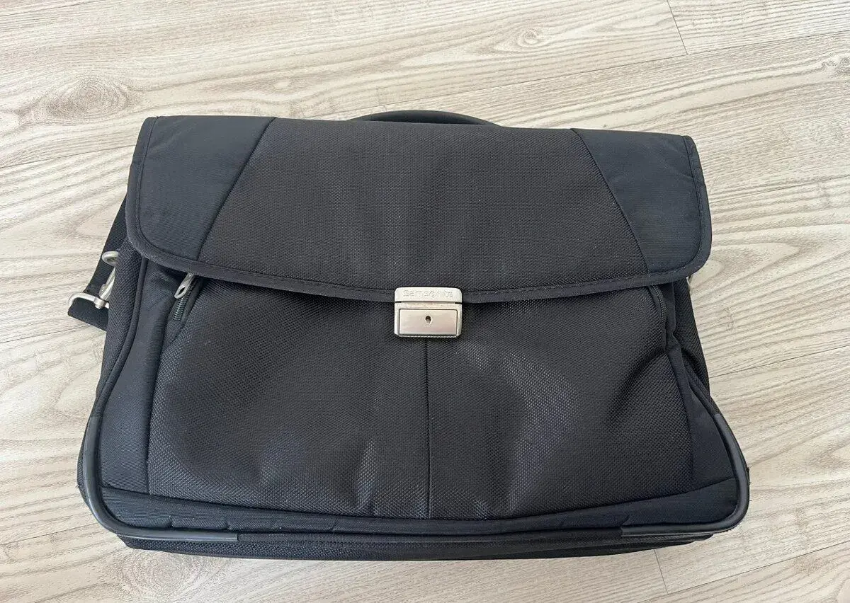 Brašna na notebook Samsonite, přes rameno nebo do ruky