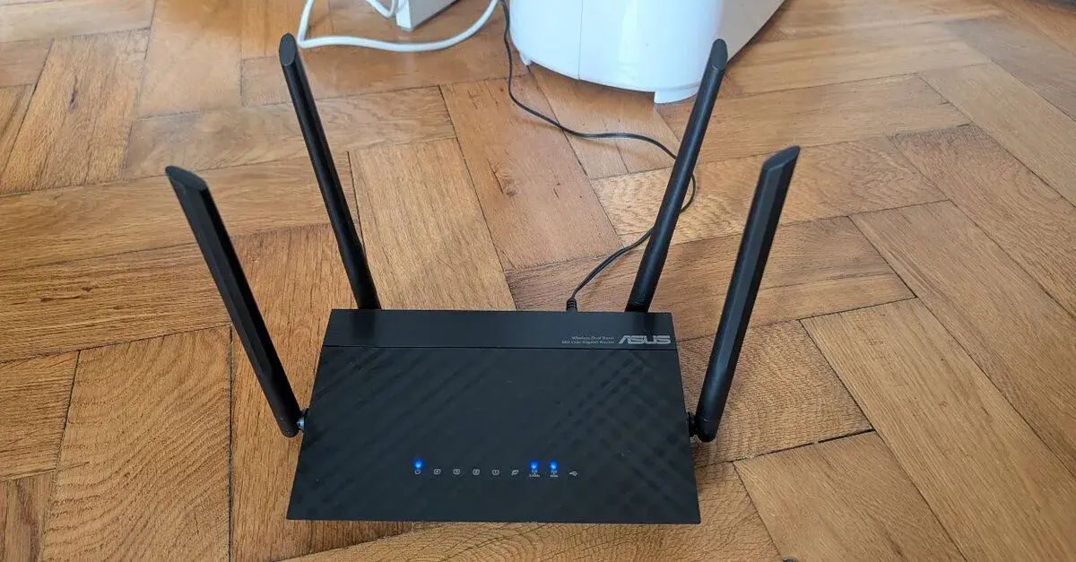 ASUS RT-AC57U WiFi Router