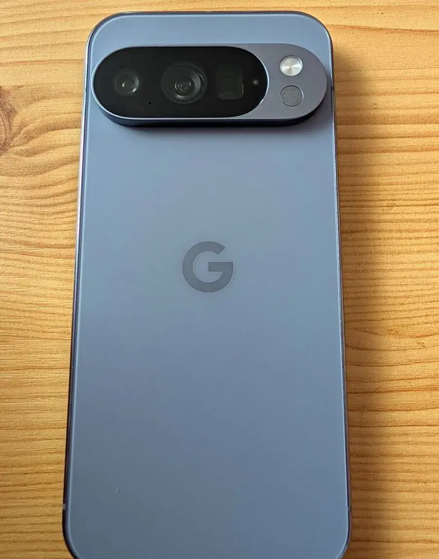 Google Pixel 10 pro 128Gb moonstone