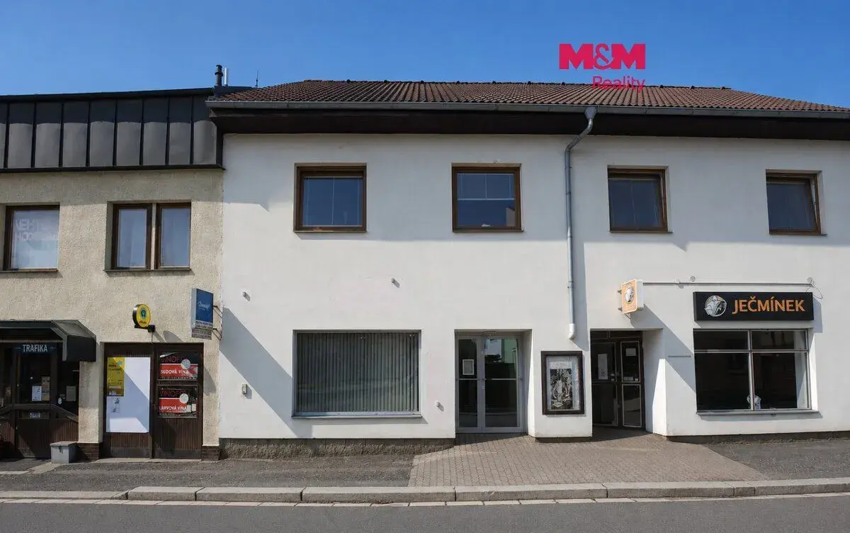 Pronájem kancelářského prostoru, 90 m², Uhlířské Janovice