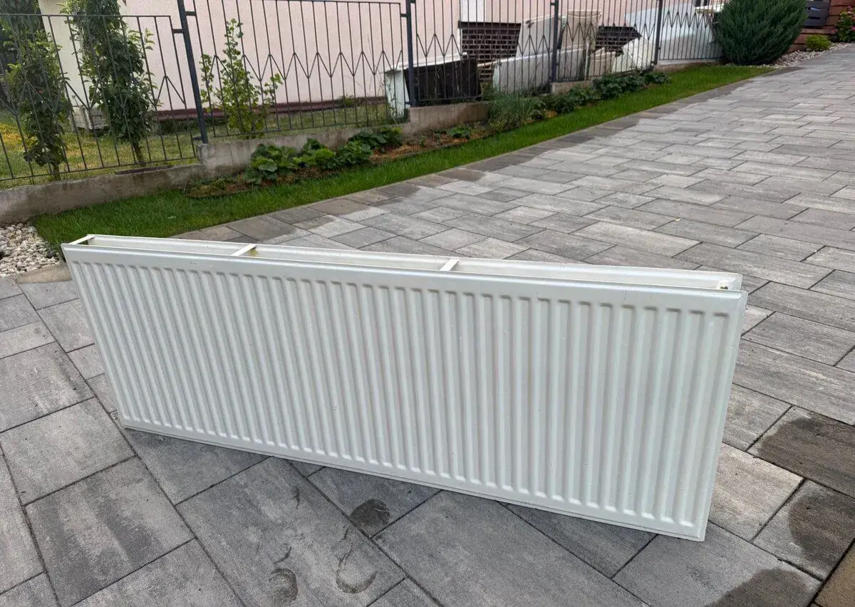 Radiator 1680x600
